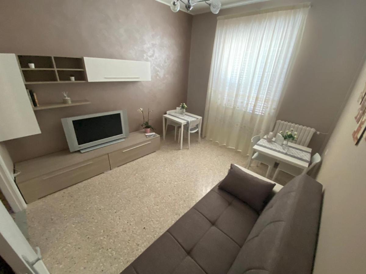 B&B Domus D'Italia Mirabella Eclano Buitenkant foto